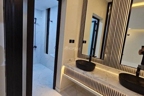 6 bedrooms Villa in Khobar, Saudi Arabia No. 60010 7