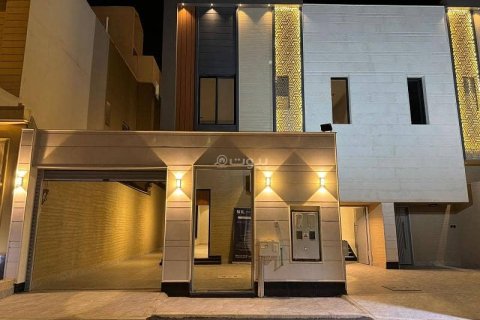 3 bedrooms Apartment in Riyadh, Saudi Arabia No. 99535