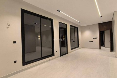Квартира с 3 спальнями в Эр-Рияд, Саудовская Аравия №99531 8