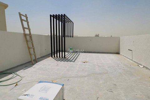 5 bedrooms Villa in Riyadh, Saudi Arabia No. 99536 21