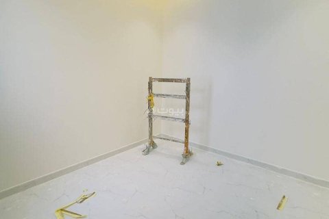 5 bedrooms Villa in Riyadh, Saudi Arabia No. 99536 22