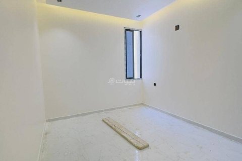 5 bedrooms Villa in Riyadh, Saudi Arabia No. 99536 16