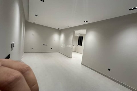 Apartment de 3 dormitorios en Riyadh, Saudi Arabia No. 99533 8