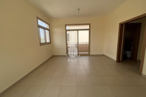 5 bedrooms Villa in Khalifa City, UAE No. 37652 11