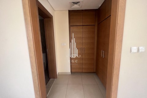5 bedrooms Villa in Khalifa City, UAE No. 37652 15