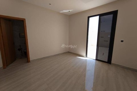 Квартира с 4 спальнями в Эр-Рияд, Саудовская Аравия №60504