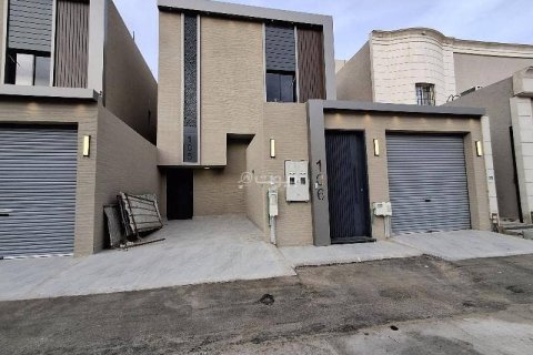 3 bedrooms Apartment in Riyadh, Saudi Arabia No. 60507