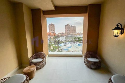2 bedrooms Apartment in Doha, Qatar No. 57885 4
