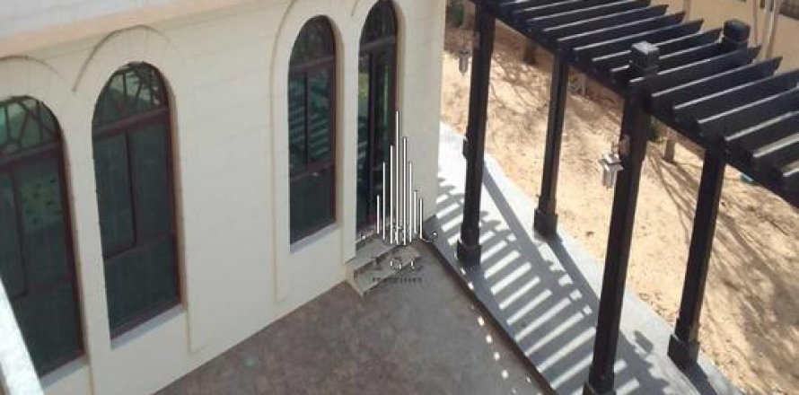 6 غرفة نوم  فيلا في البطين, الإمارات العربية المتحدة رقم 42527