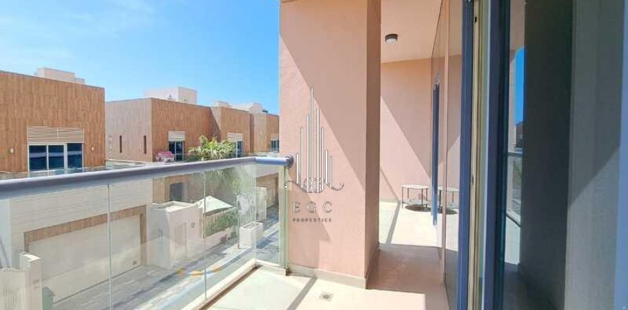 Appartement de 3 chambres à The Marina, UAE No. 37448