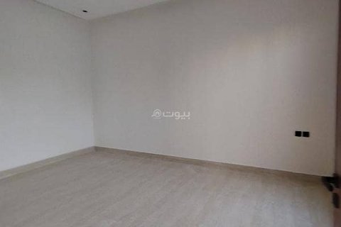 Villa de 8 dormitorios en Riyadh, Saudi Arabia No. 67485 3
