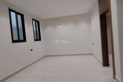 Villa de 8 dormitorios en Riyadh, Saudi Arabia No. 67485 7
