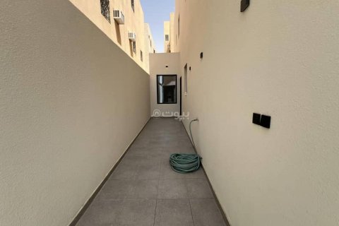 Apartment de 3 dormitorios en Riyadh, Saudi Arabia No. 62773 8