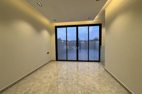 4 bedrooms Villa in Riyadh, Saudi Arabia No. 62771 25