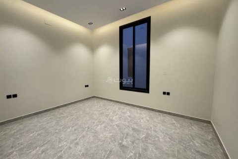 4 bedrooms Villa in Riyadh, Saudi Arabia No. 62771 21