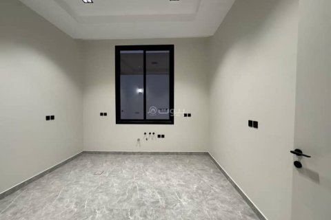 4 bedrooms Villa in Riyadh, Saudi Arabia No. 62771 13