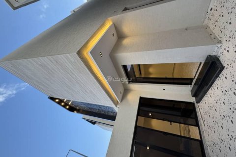 4 bedrooms Villa in Riyadh, Saudi Arabia No. 62771 17