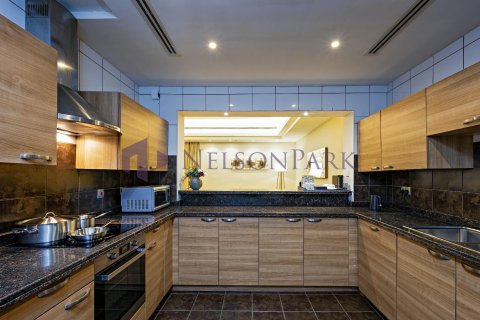2 bedrooms Apartment in Doha, Qatar No. 60895 7