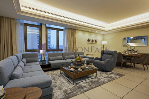 2 bedrooms Apartment in Doha, Qatar No. 60895 4