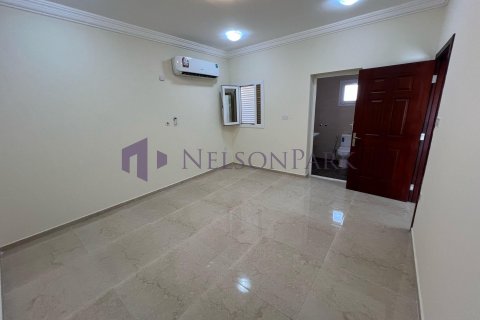 Villa de 6 dormitorios en Doha, Qatar No. 60968 12