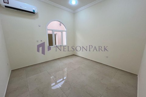 Villa de 6 dormitorios en Doha, Qatar No. 60968 6