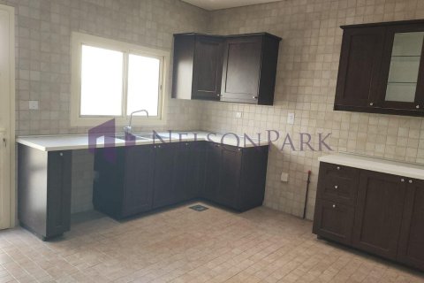 Villa de 6 chambres à Doha, Qatar No. 60965 27
