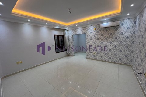 8 bedrooms Villa in Al Daayen, Qatar No. 58484 13