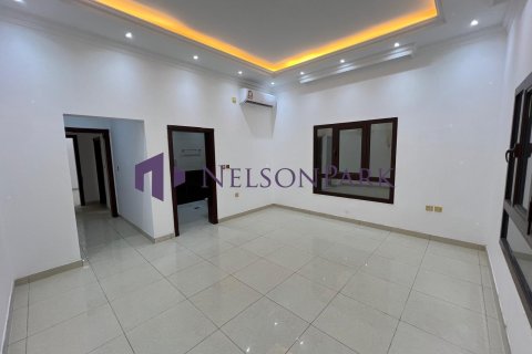 8 bedrooms Villa in Al Daayen, Qatar No. 58484 12