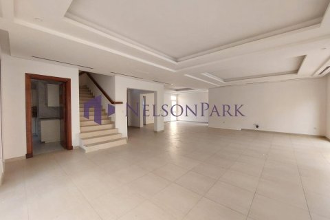 Villa de 4 dormitorios en Doha, Qatar No. 58485 20