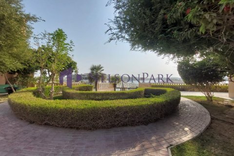 Villa de 4 dormitorios en Doha, Qatar No. 58485 23
