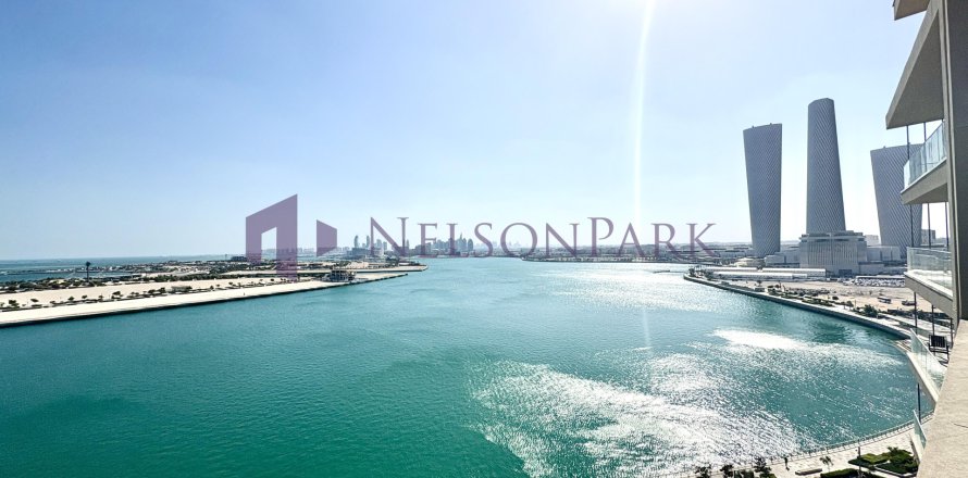 3 bedrooms Apartment in Lusail, Qatar No. 57121
