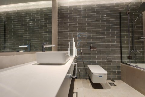 Apartment de 2 dormitorios en Tourist Club Area, UAE No. 20110 15