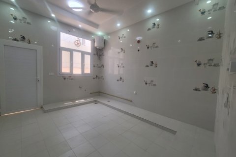 6 غرفة نوم  فيلا في مسقط , عُمان رقم 98892 6