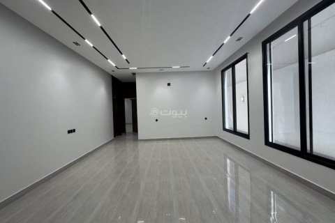 5 bedrooms Apartment in Riyadh, Saudi Arabia No. 61632 12