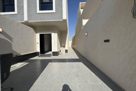 5 bedrooms Apartment in Riyadh, Saudi Arabia No. 61632 5