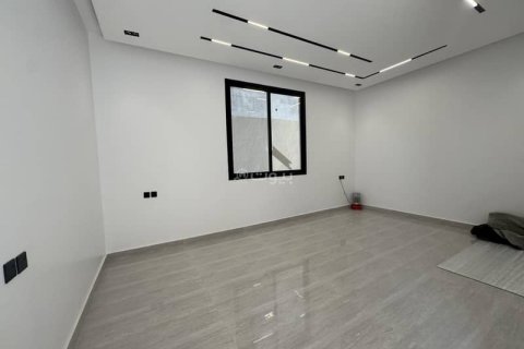 5 bedrooms Apartment in Riyadh, Saudi Arabia No. 61632 7