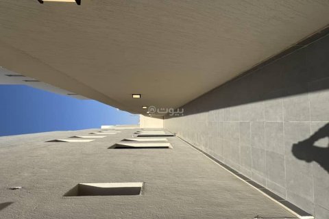 5 bedrooms Apartment in Riyadh, Saudi Arabia No. 61632 4