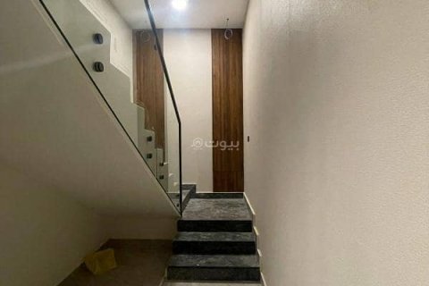 4 bedrooms Apartment in Riyadh, Saudi Arabia No. 61628