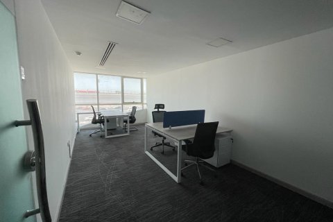 Офис 7427.10м² в Al Quoz Industrial Area, ОАЭ №1033 18