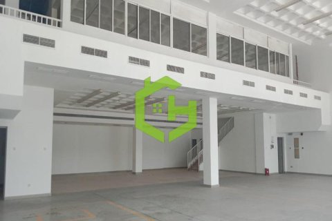 1896.1m² Shop in Al Garhoud, UAE No. 18492 3