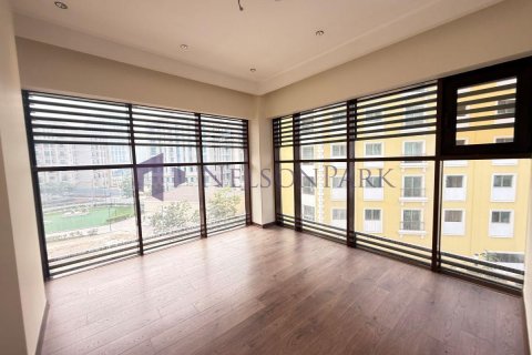 3 bedrooms Apartment in Doha, Qatar No. 57678