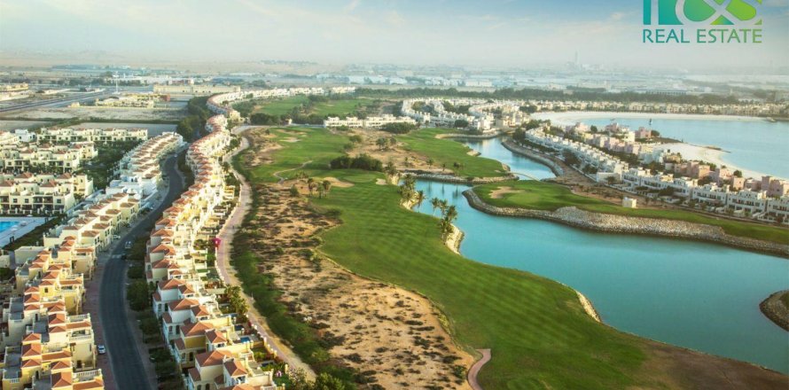 Apartment de 4 dormitorios en Al Hamra Village, UAE No. 22544