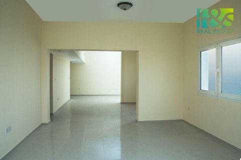 Apartment de 4 dormitorios en Al Hamra Village, UAE No. 22544 16