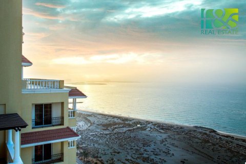 Apartment de 4 dormitorios en Al Hamra Village, UAE No. 22544 4