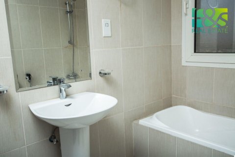 Apartment de 4 dormitorios en Al Hamra Village, UAE No. 22544 22