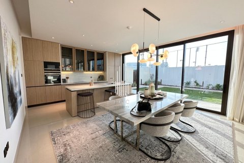 4 bedrooms Villa on the Saadiyat Island, UAE No. 73339