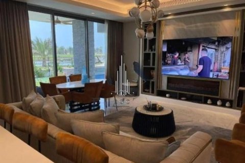 4 bedrooms Villa on the Yas Acres, UAE No. 39118 8
