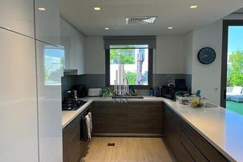 4 bedrooms Villa on the Yas Acres, UAE No. 39118 11