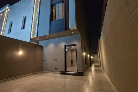 Квартира с 2 спальнями в Эр-Рияд, Саудовская Аравия №60448 3