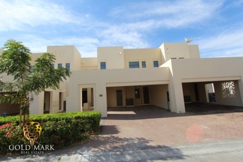 4 bedrooms Villa in Reem, UAE No. 28413
